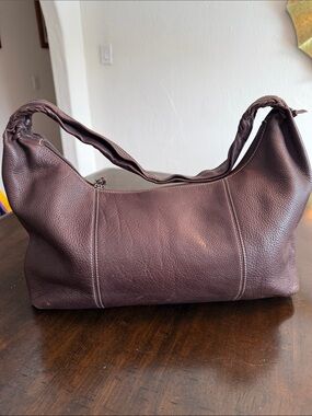 Tignanello Classic Women's Hobo Shoulder Bag in Deep Brown